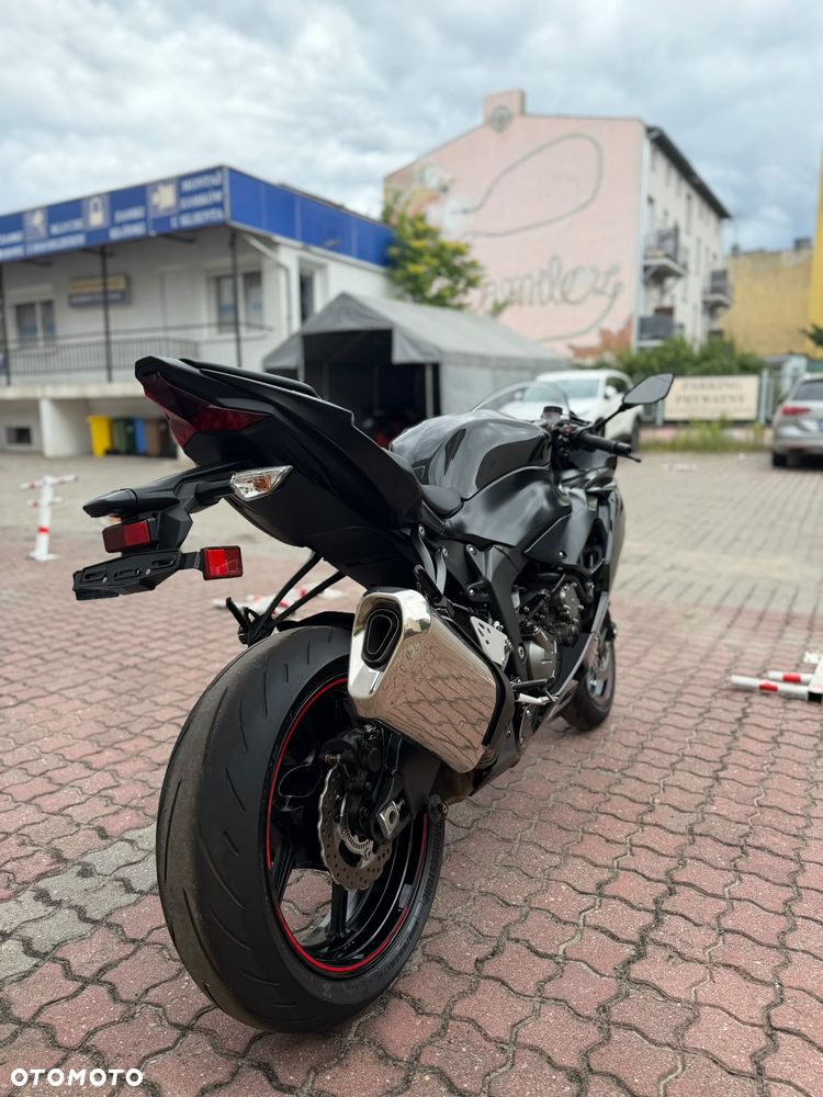 Kawasaki ZX - 2
