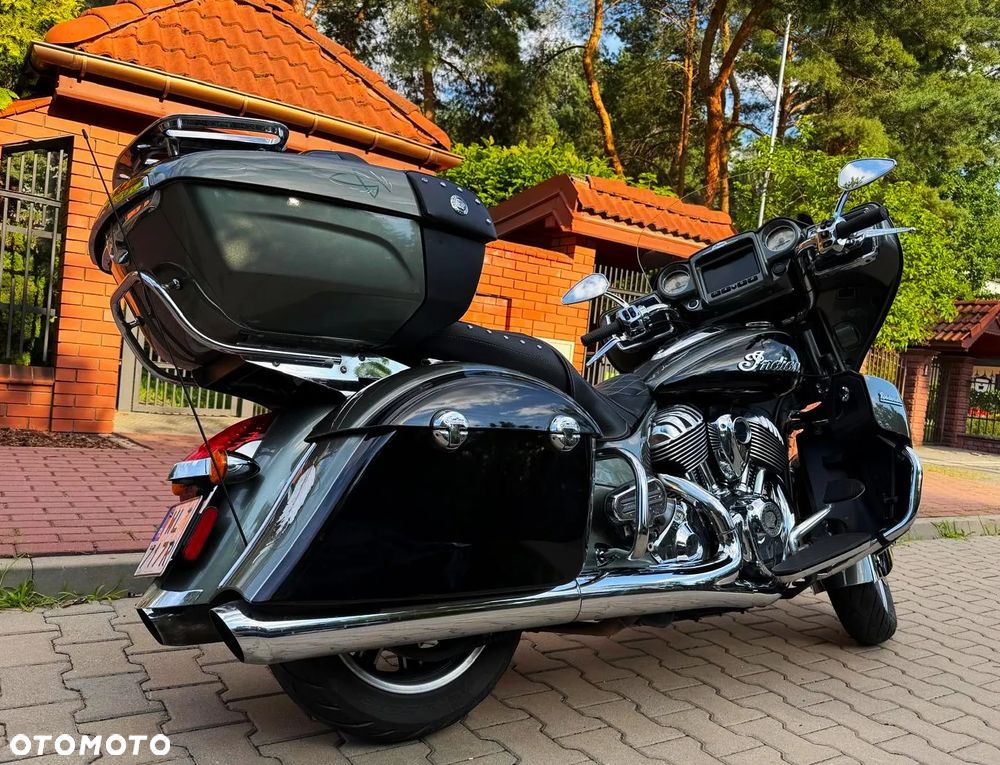 Indian Roadmaster - 24
