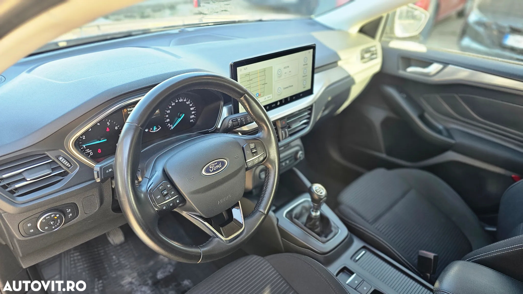 Ford Focus - 17