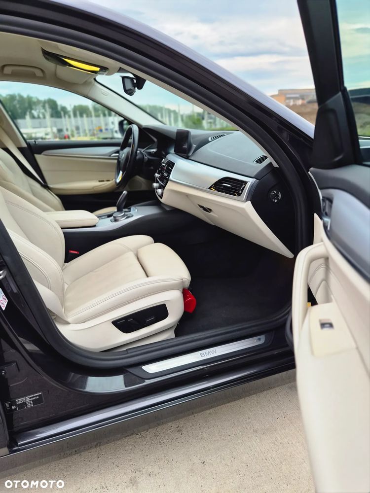 BMW Seria 5 520d MHEV Luxury Line sport - 19