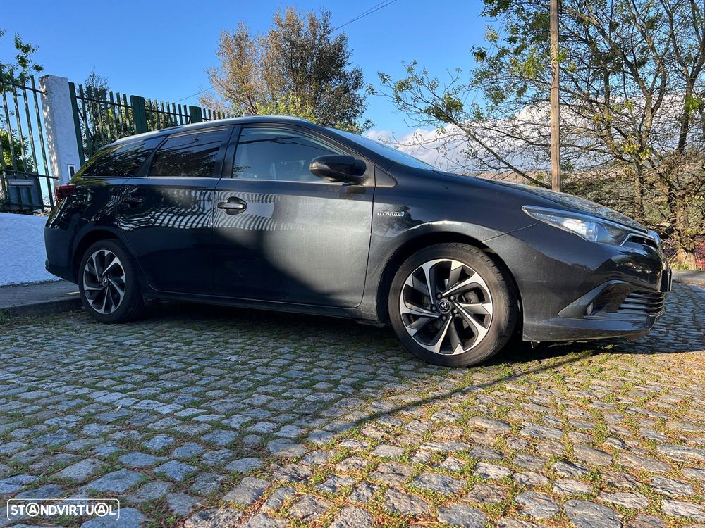 Toyota Auris Touring Sports 1.8 HSD Comfort - 16