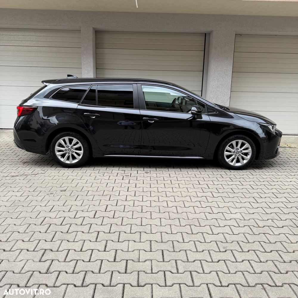 Toyota Corolla 1.8 Business Edition - 4