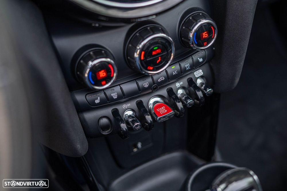 MINI Cabrio Cooper Premium Extra JCW Auto - 30