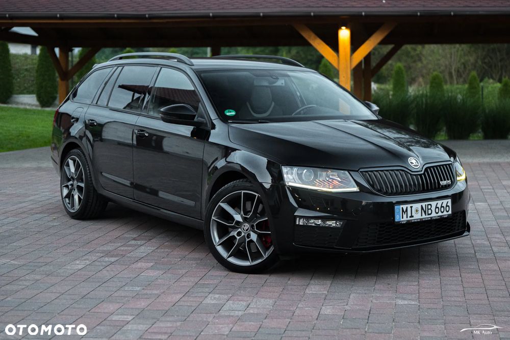 Skoda Octavia Combi 2.0 TDI RS - 1