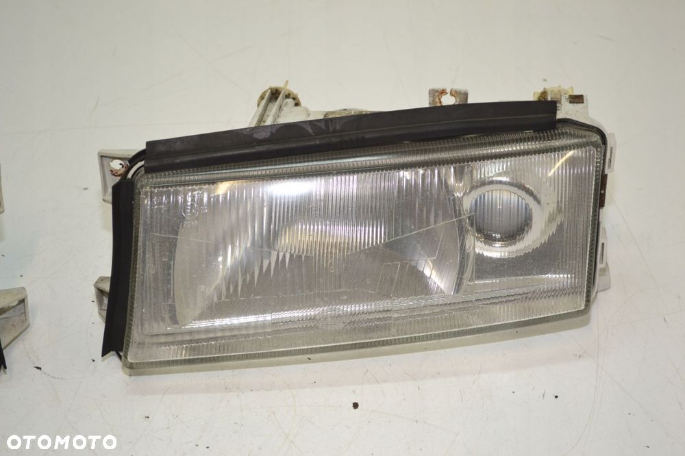 SKODA OCTAVIA I LAMPY PRZÓD REFLEKTORY LEWA PRAWA SOCZEWKA EUROPA 246085-00 - 3