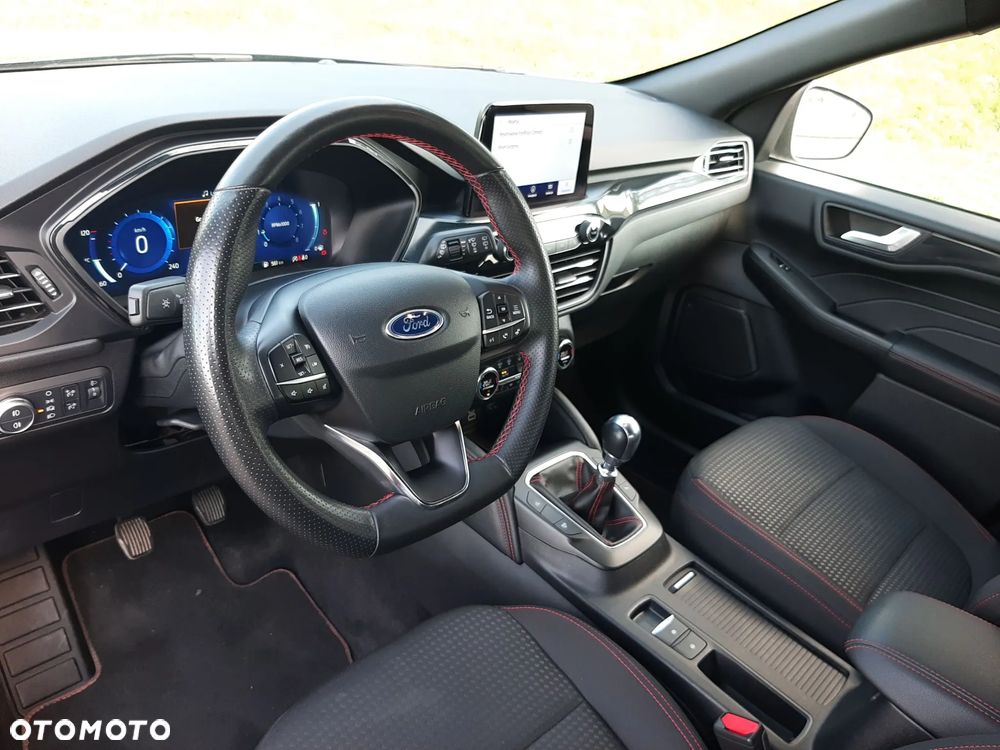 Ford Kuga 1.5 EcoBoost FWD ST-Line - 14