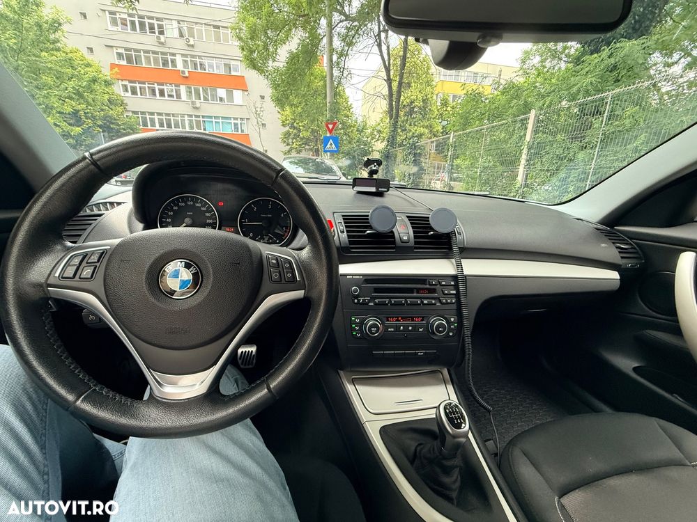 BMW Seria 1 118d Edition Sport - 9