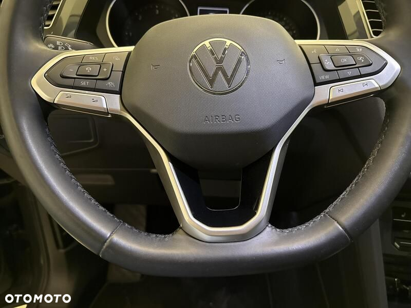 Volkswagen Tiguan - 13