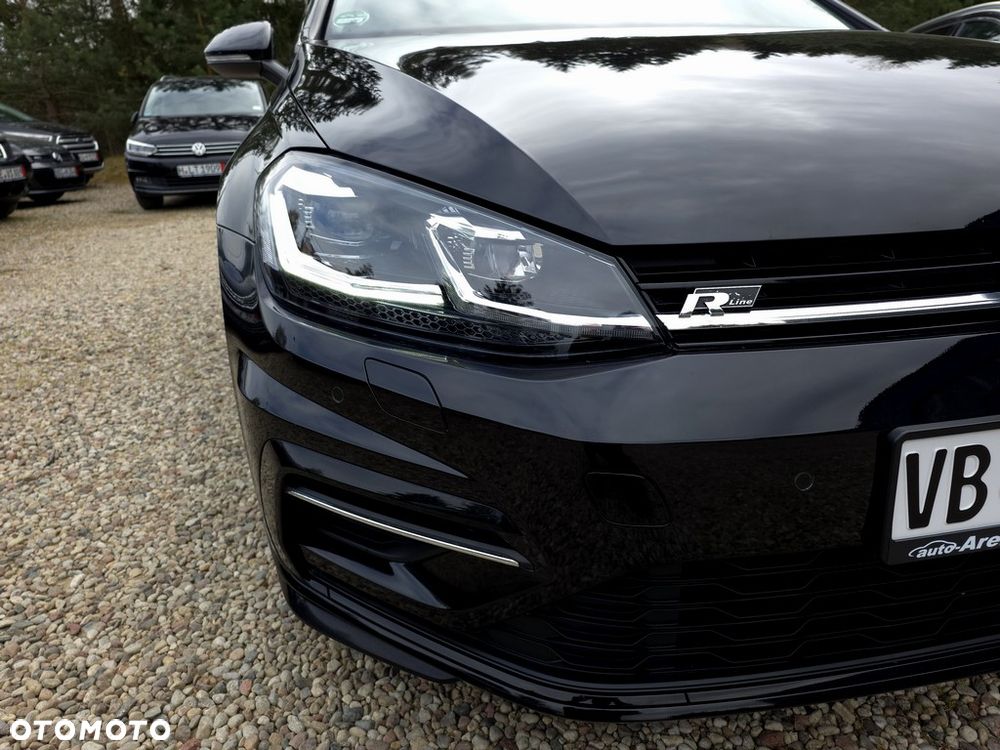 Volkswagen Golf - 24