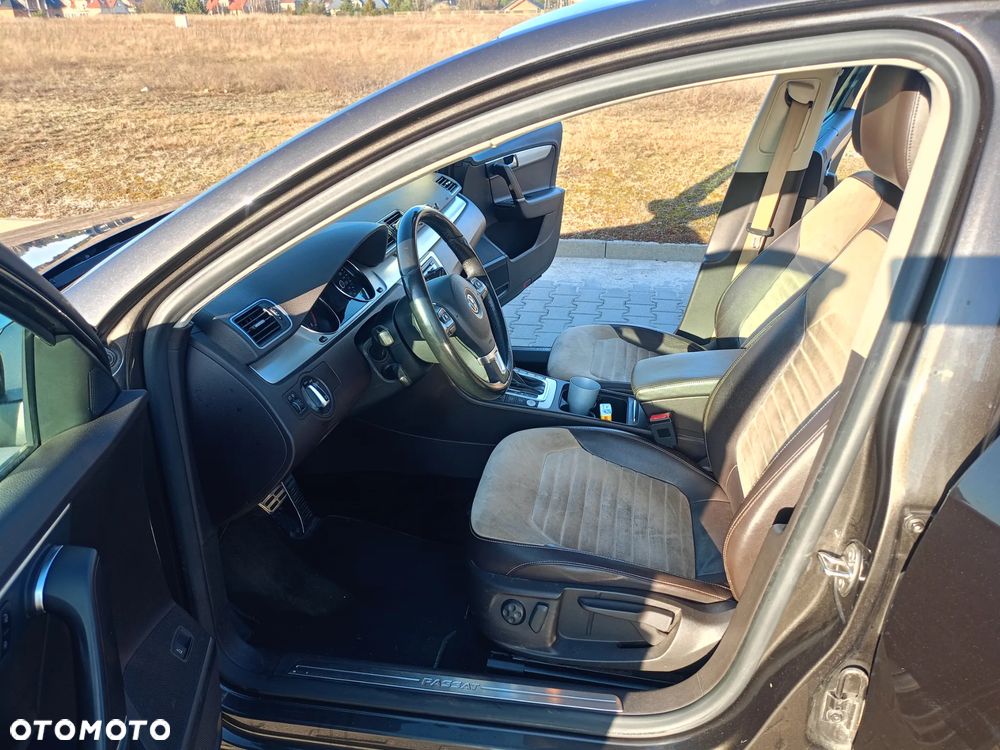 Volkswagen Passat 2.0 TDI Highline DSG - 10