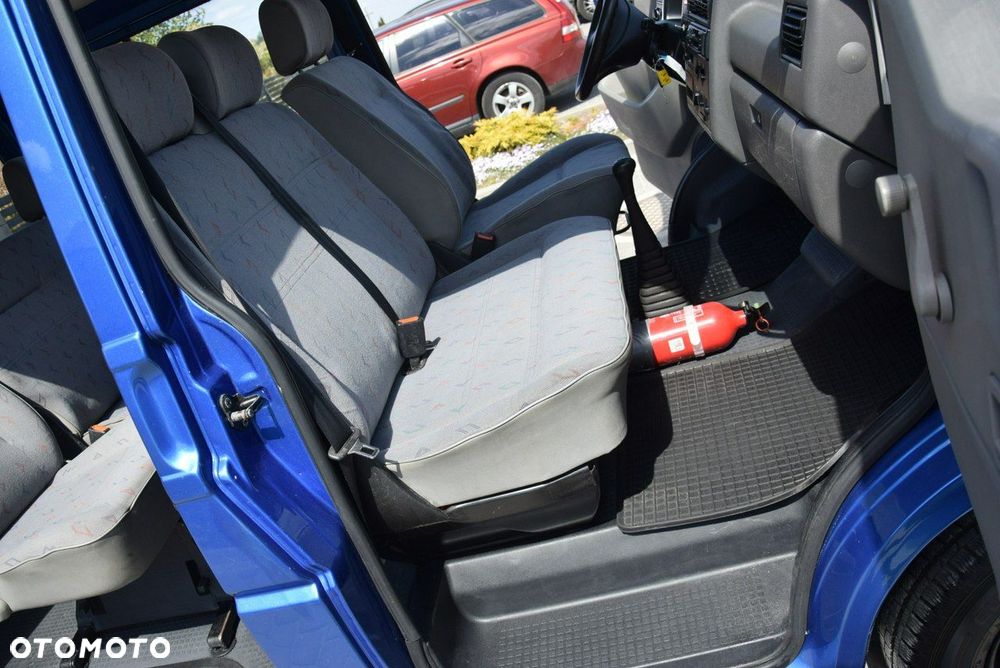 Volkswagen Transporter - 37