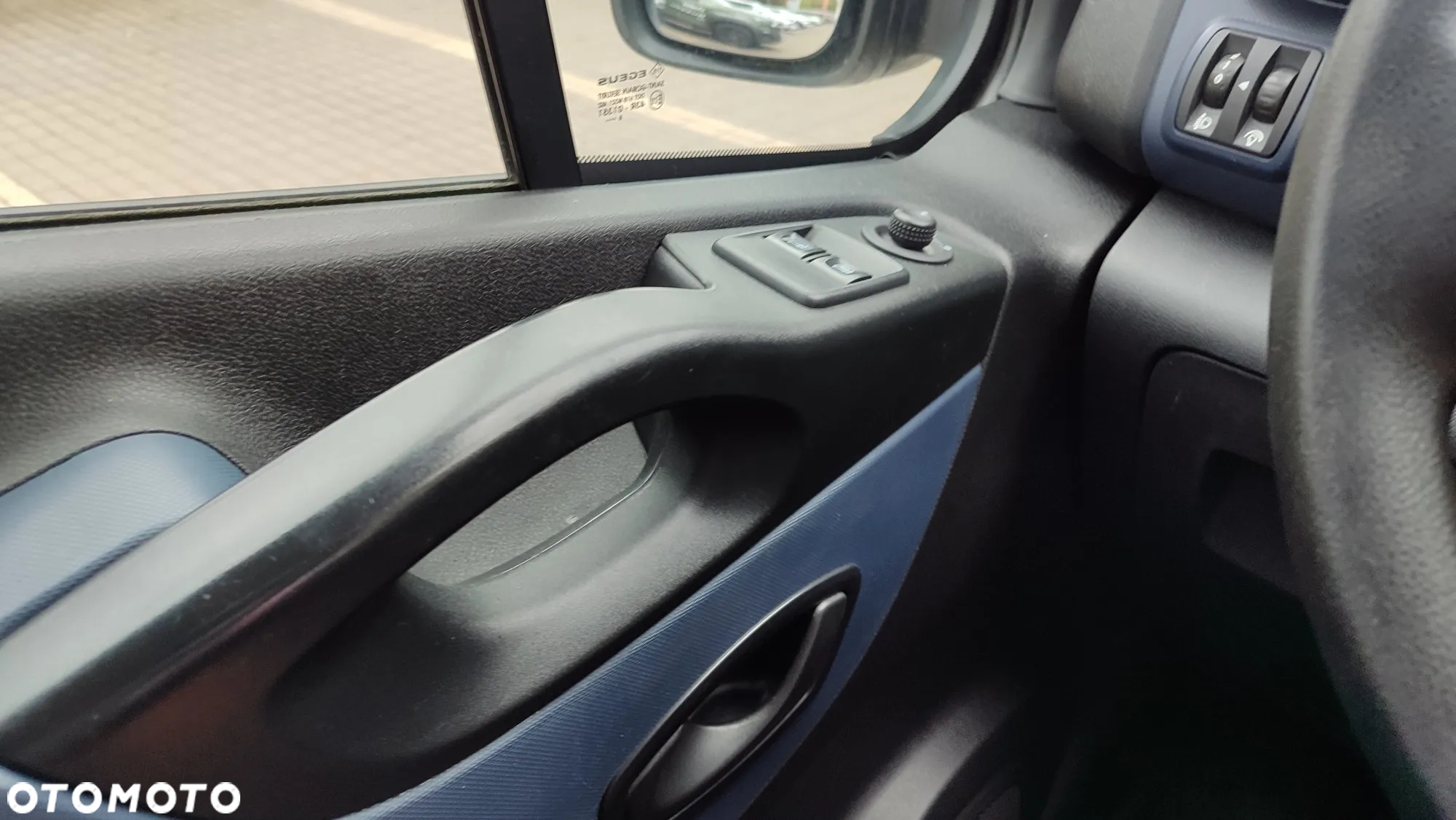 Opel Vivaro B - 19