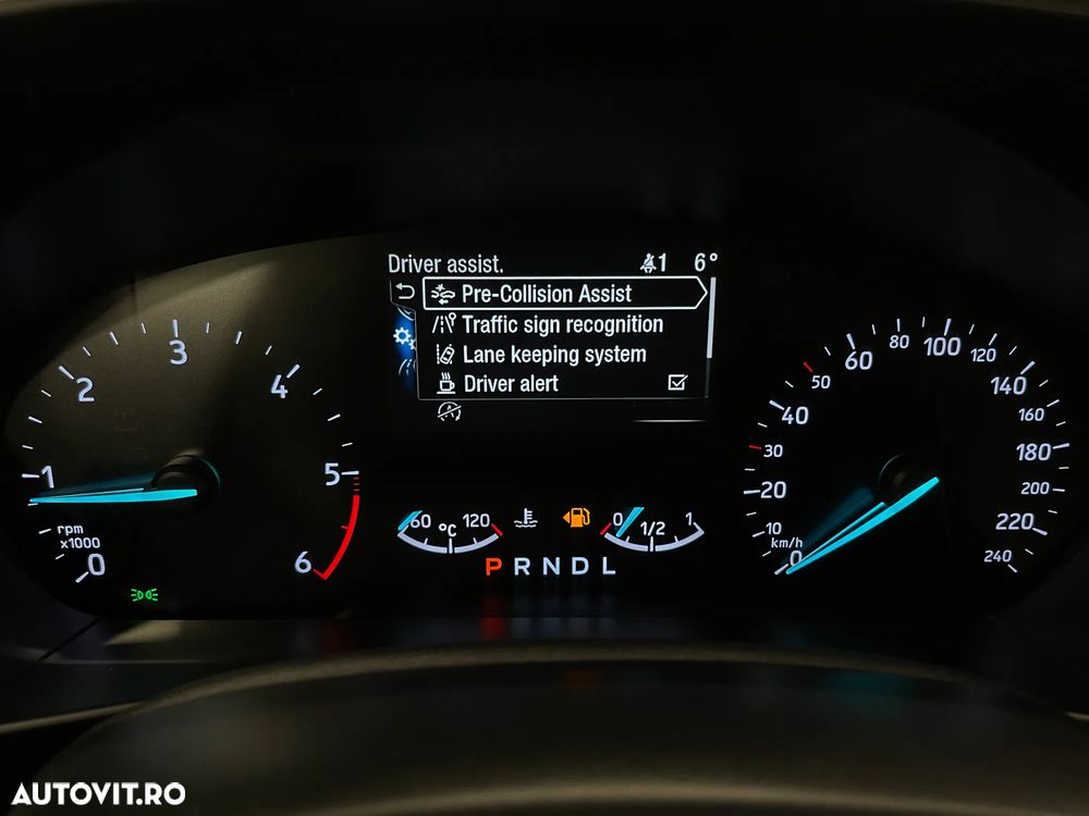 Ford Focus 1.5 EcoBlue Active Business - 18