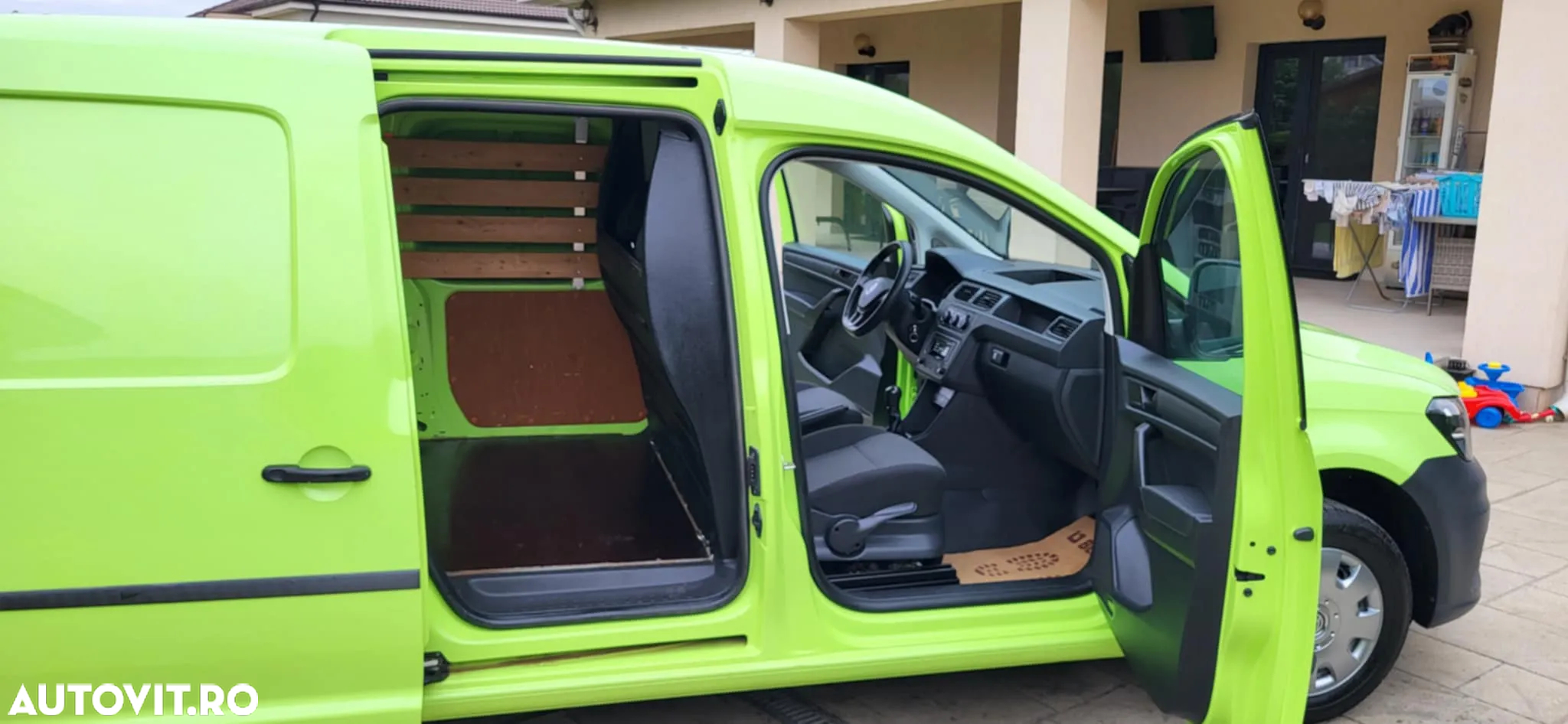 Volkswagen Caddy - 15