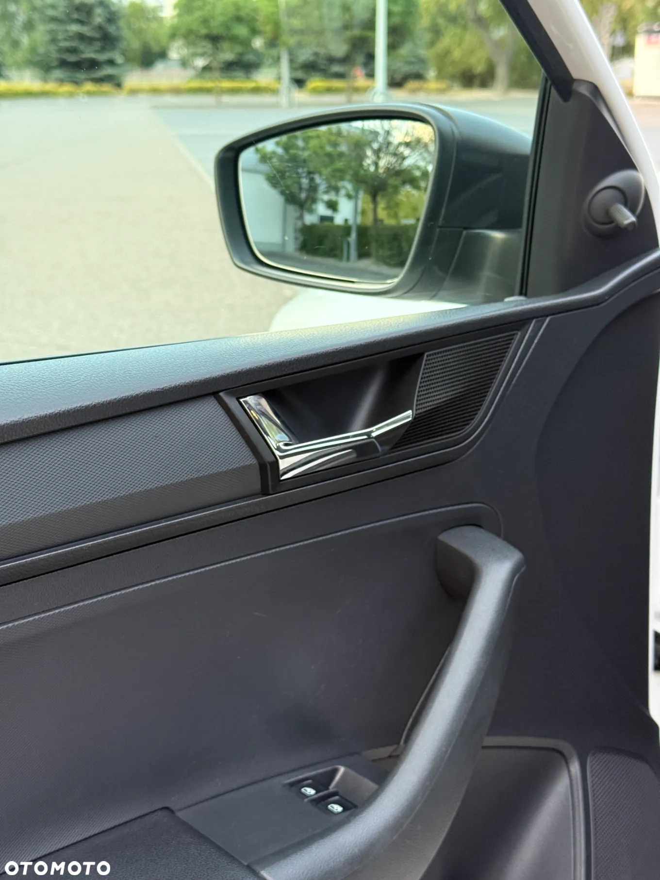 Skoda RAPID 1.0 TSI Ambition - 18