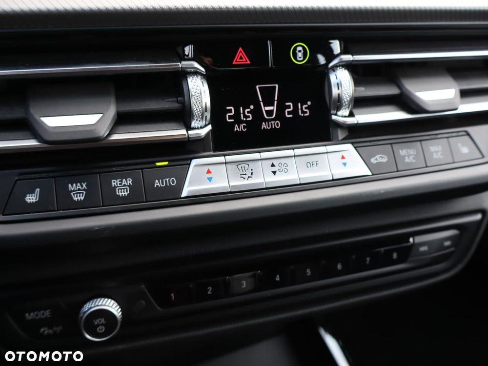 BMW Seria 1 118i M Sport - 13