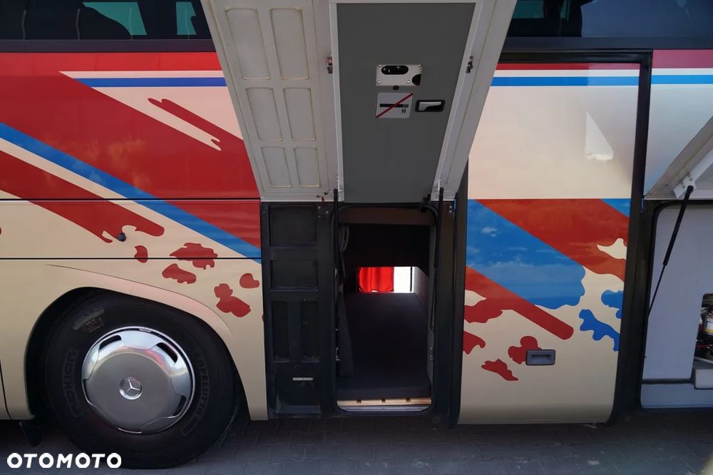 Mercedes-Benz TRAVEGO 16 RHD-M /  EURO6 / SPROWADZONY  / - 18
