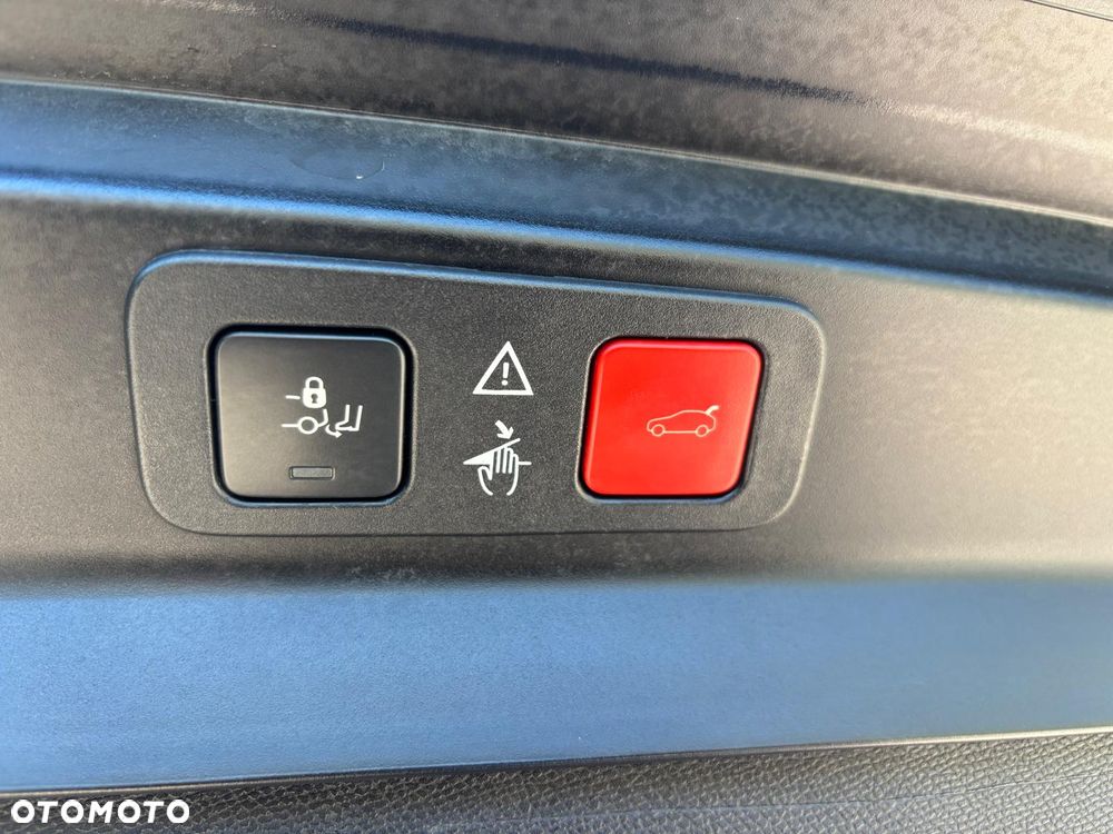 Peugeot 5008 BlueHDi 180 EAT6 GT - 30