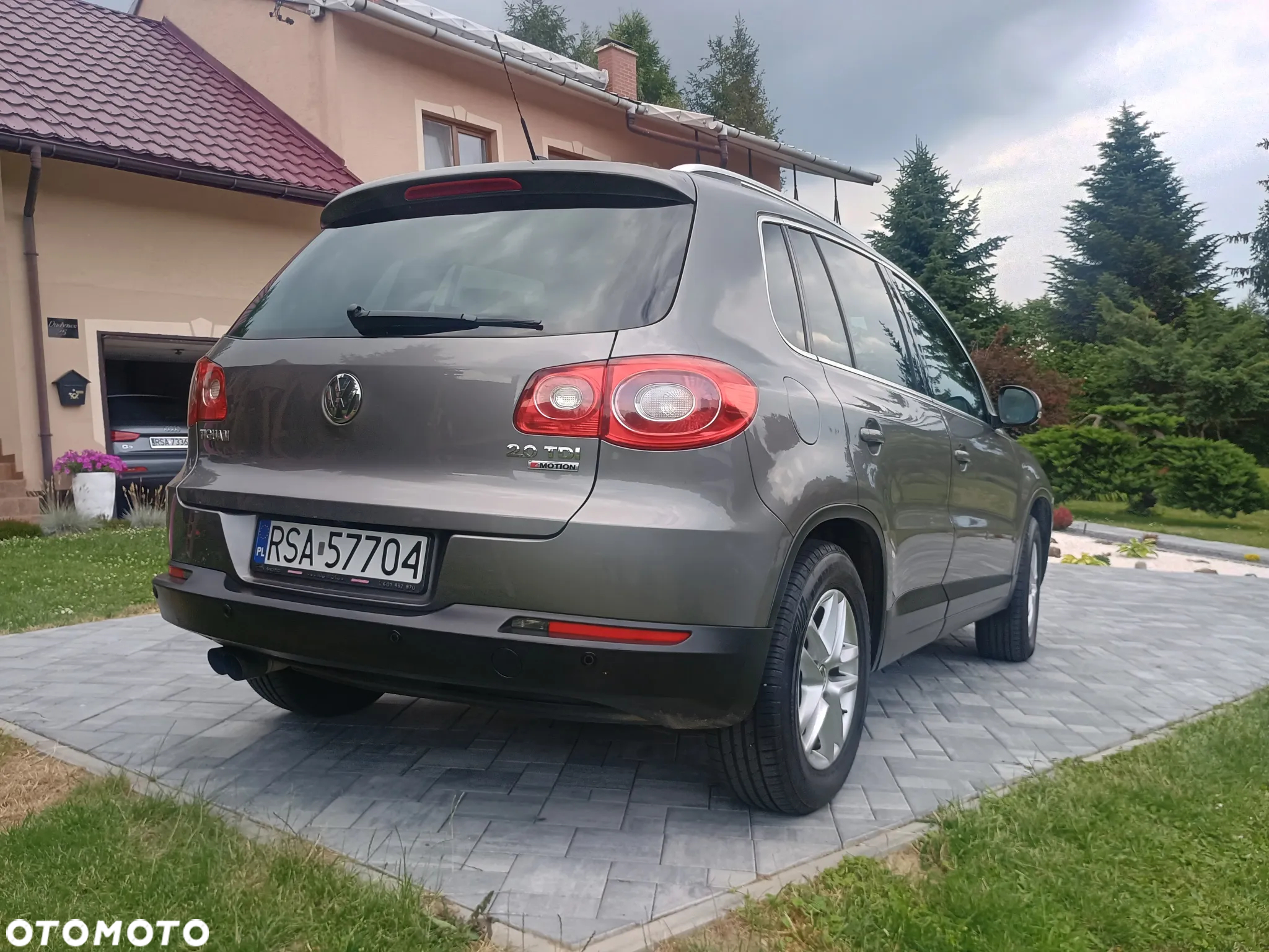 Volkswagen Tiguan - 13