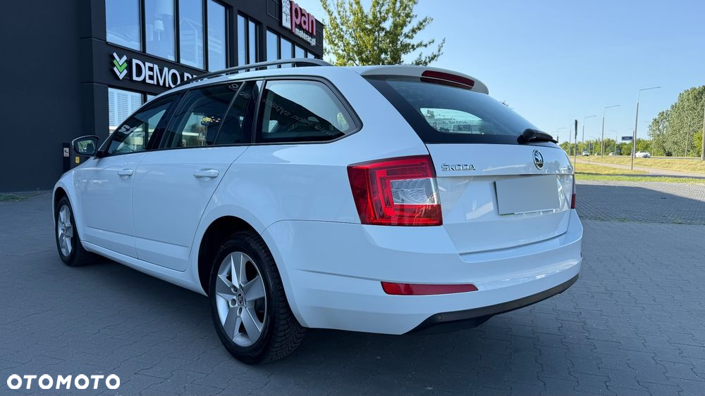 Skoda Octavia 1.6 TDI Ambition DSG - 13