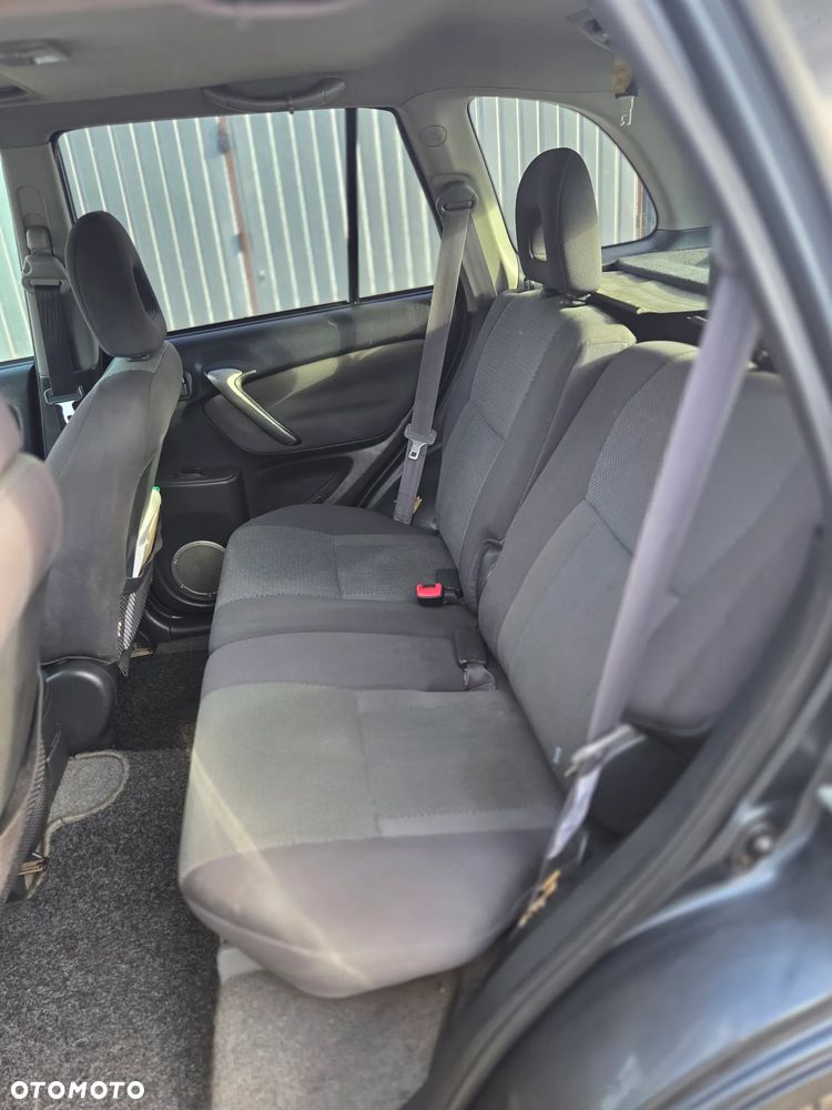 Toyota RAV4 2.0 D-4D 4x4 - 7