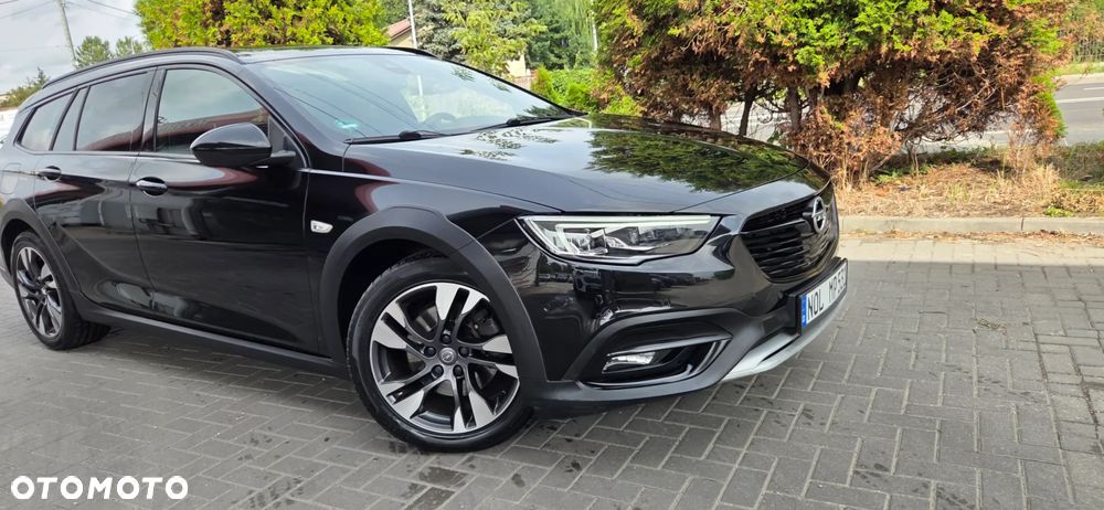 Opel Insignia 2.0 BiTrb D 4x4 Automatik Exclusive - 17