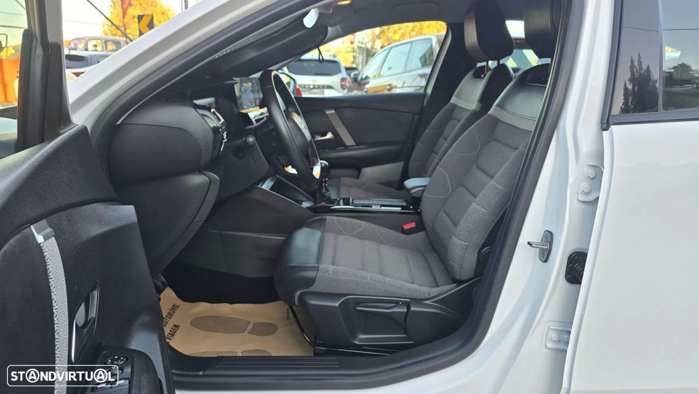 Citroën C4 1.2 PureTech Plus - 12