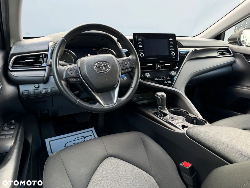 Toyota Camry 2.5 Hybrid Comfort CVT - 11