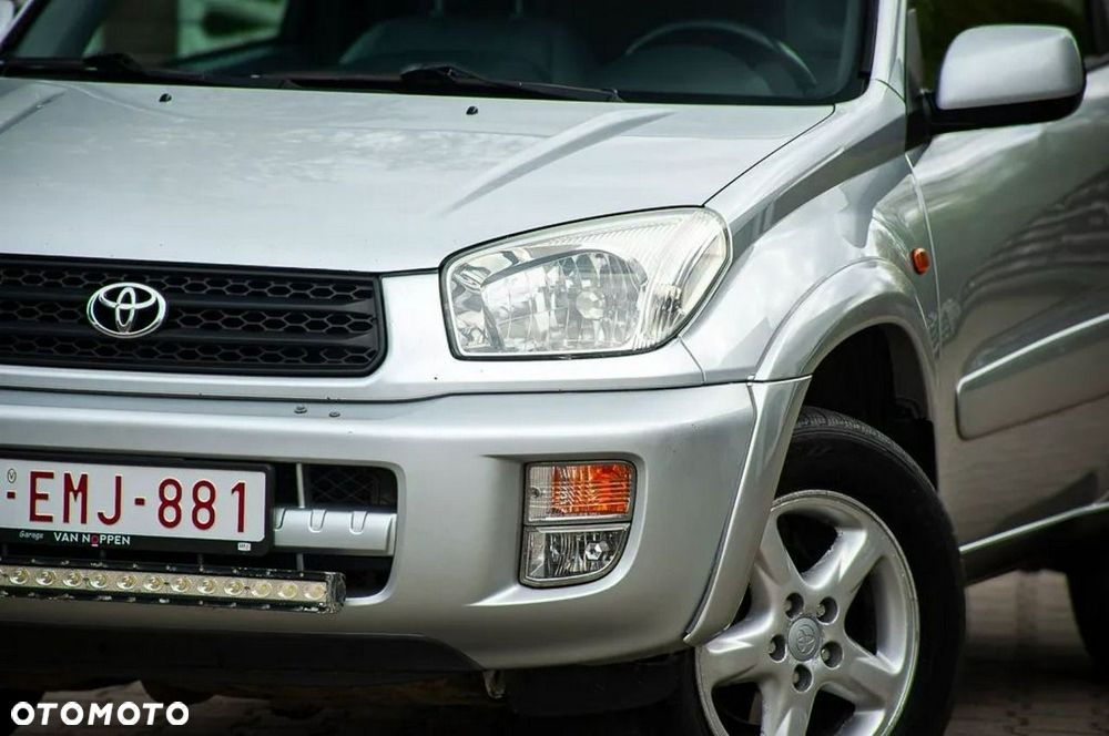 Toyota RAV4 2.0 VVT-i Sol - 31