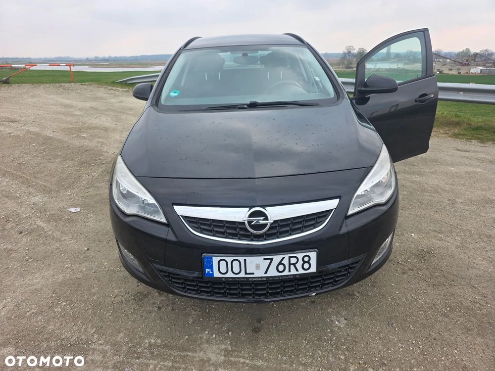 Opel Astra 2.0 CDTI DPF Design Edition - 19