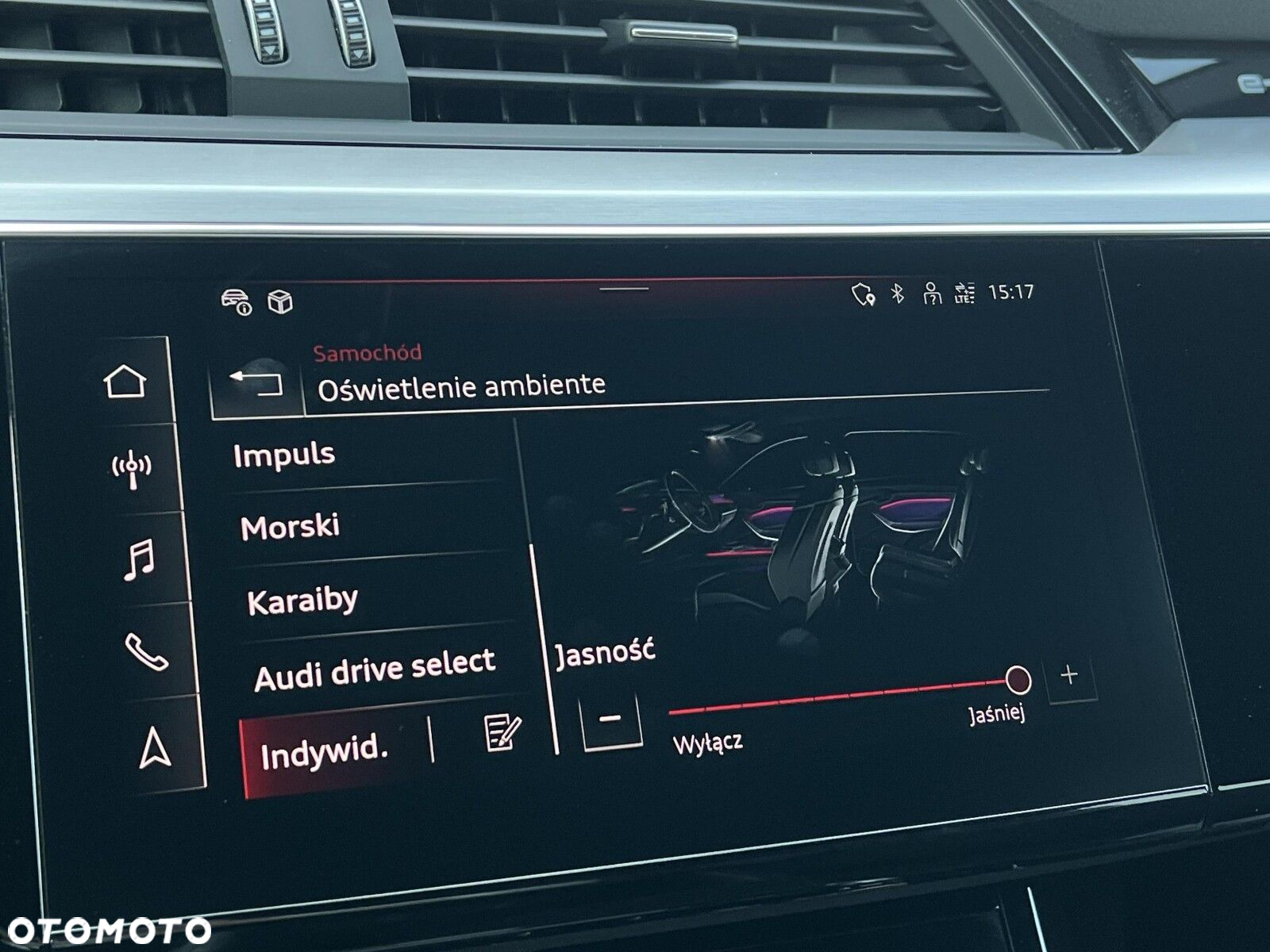 Audi e-tron - 27
