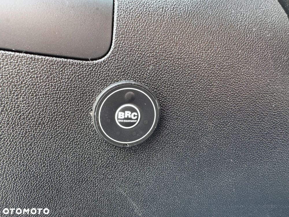 Kia Ceed 1.6 Comfort - 22