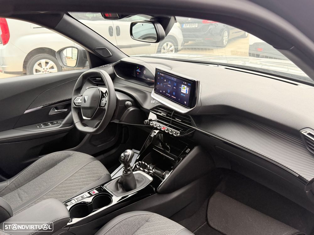 Peugeot 2008 1.2 PureTech Allure Pack - 8