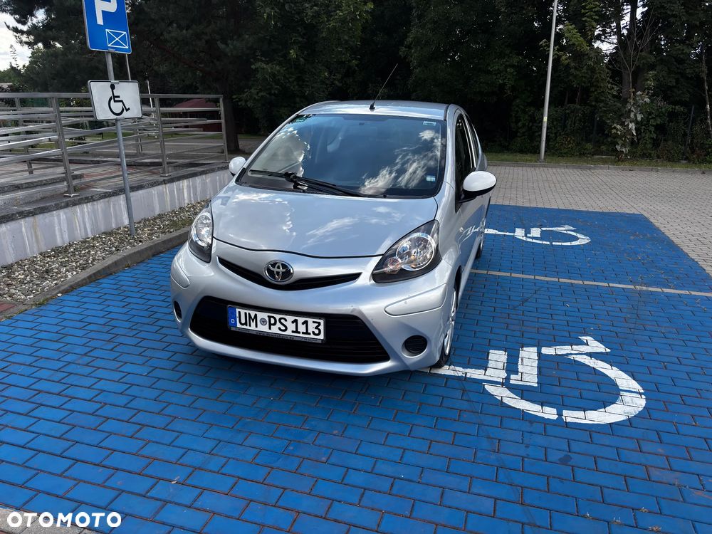 Toyota Aygo 1.0 VVT-i Terra EU5 - 1