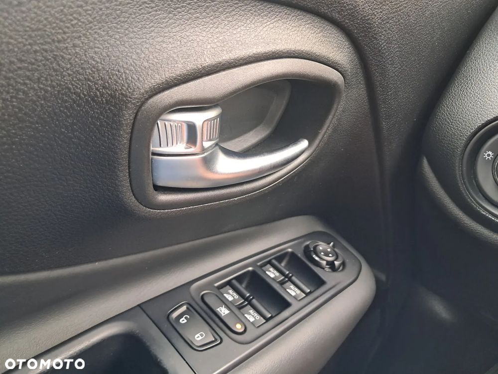 Jeep Renegade 1.3 GSE T4 Turbo PHEV 4xe S S&S - 14