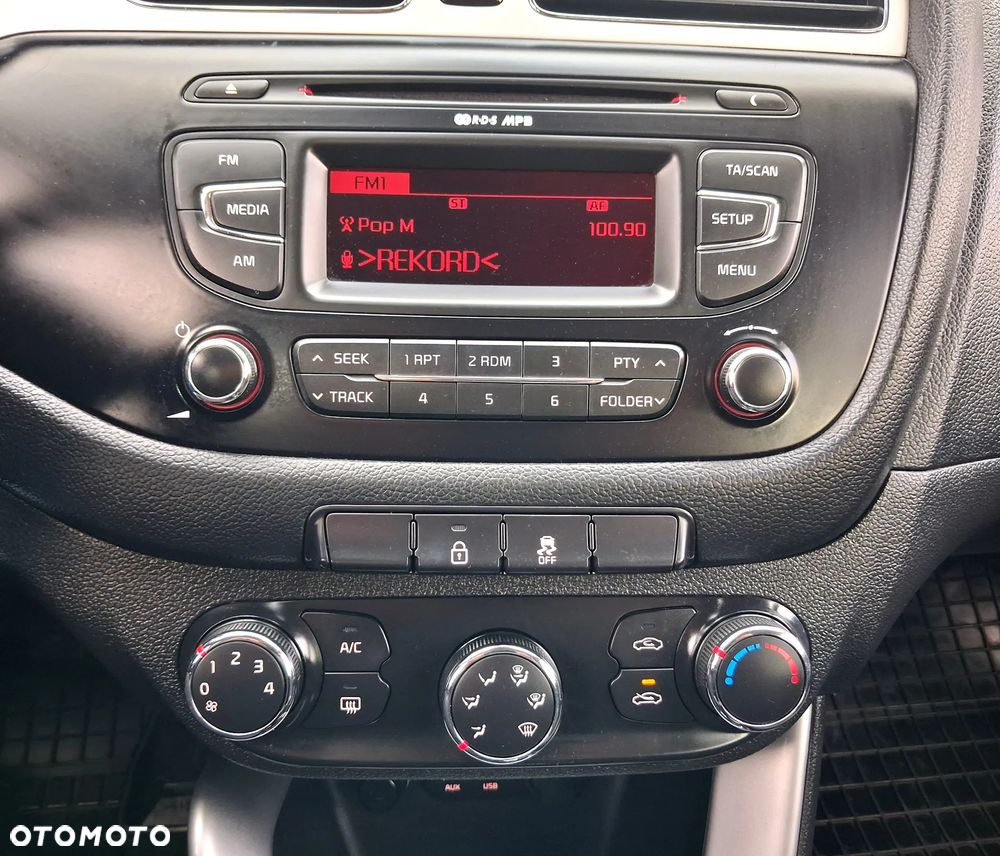 Kia Ceed 1.4 CVVT Dream Team Edition - 27