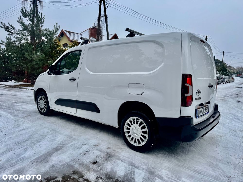 Toyota Proace City - 17
