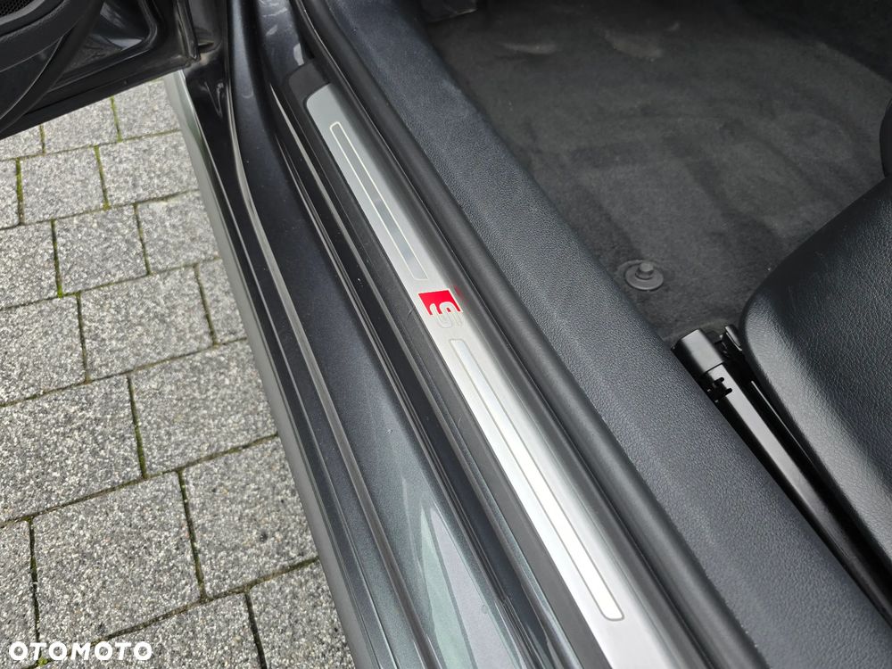 Audi A4 Avant 35 TDI S tronic S line - 13