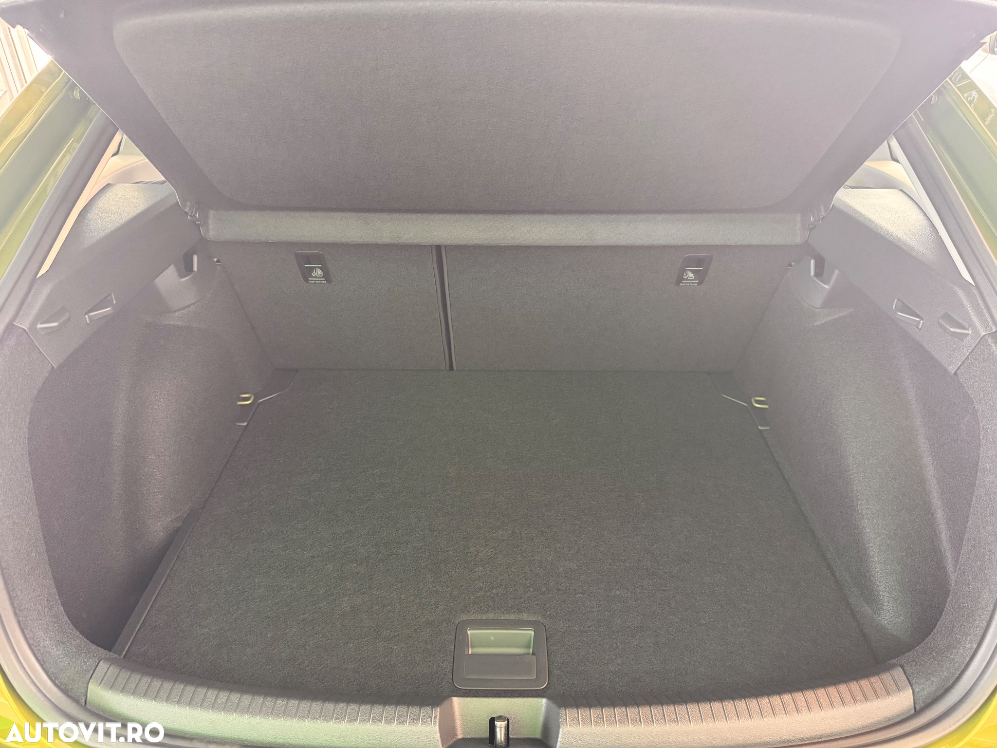 Volkswagen Taigo 1.0 TSI DSG Life - 7
