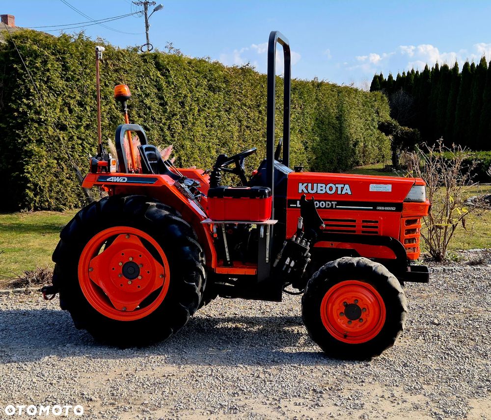 Kubota L3000DT - 1