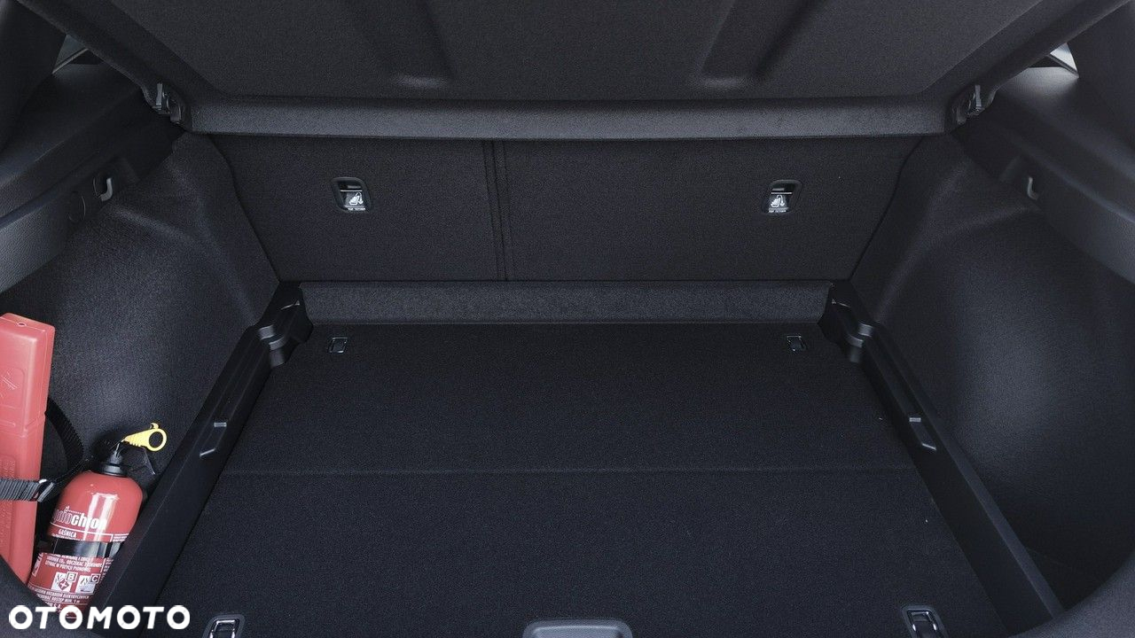Kia Ceed - 27