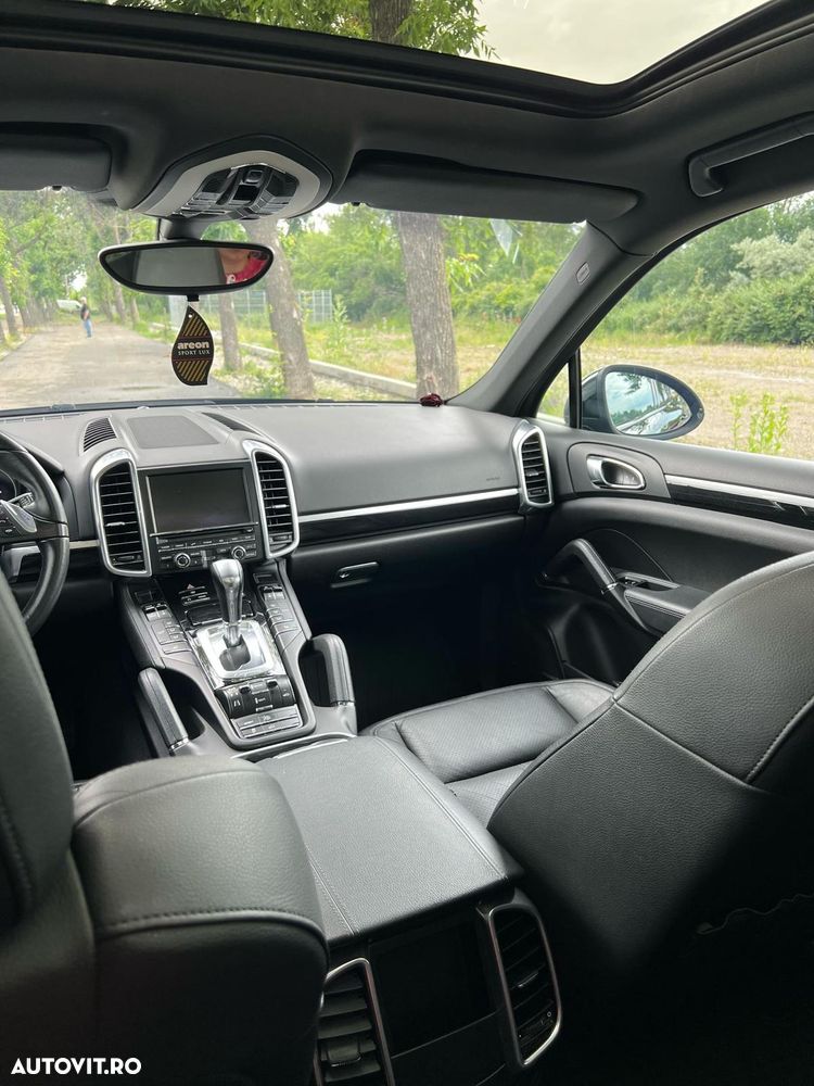 Porsche Cayenne 3.0TD TipTronic - 10