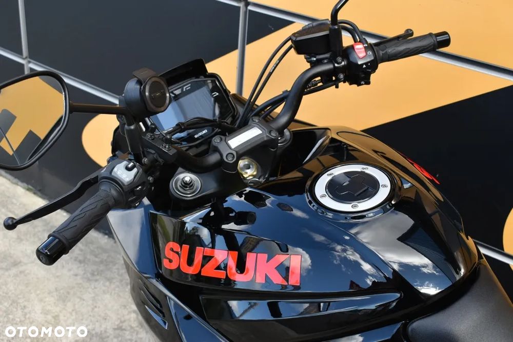 Suzuki Katana - 12