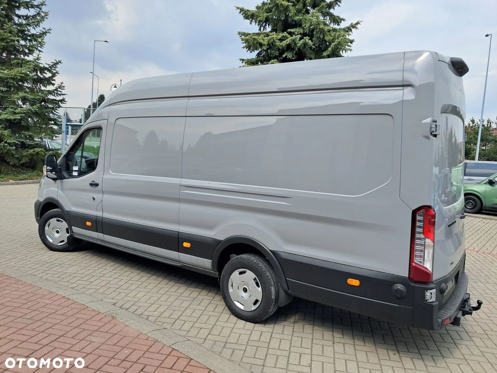Ford Transit AWD Jumbo - 8