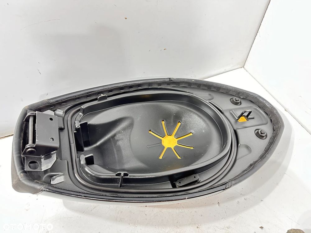 Siedzenie fotel kanapa  Piaggio 1 Active - 5