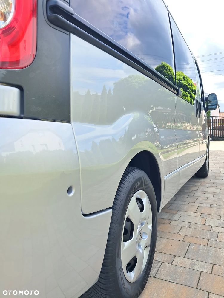 Opel Vivaro L2H1 2.9t - 30