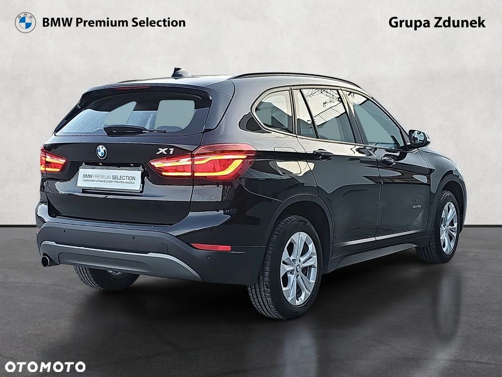 BMW X1 xDrive18d xLine - 6