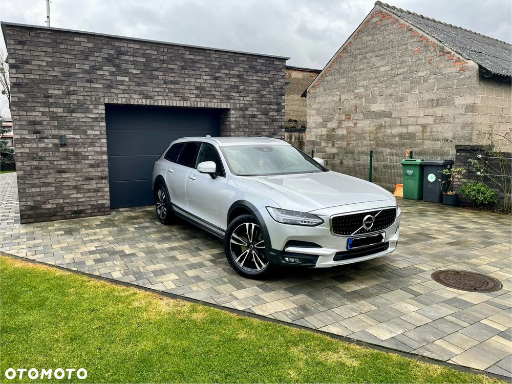 Volvo V90 Cross Country D4 SCR AWD Pro - 2