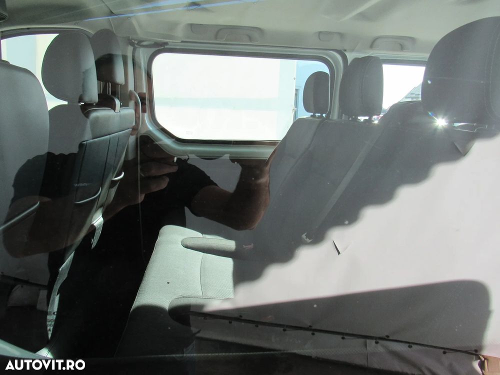 Renault Trafic - 15