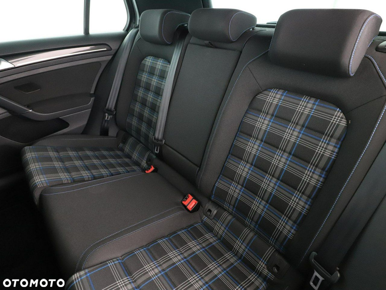 Volkswagen Golf 1.4 GTE Plug-In-Hybrid DSG - 17